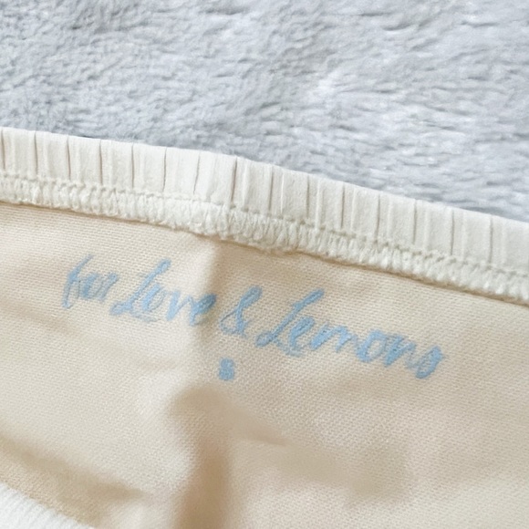 NWT- For Love & Lemon Dani Ribbed Biker Shorts Cream - Picture 5 of 8